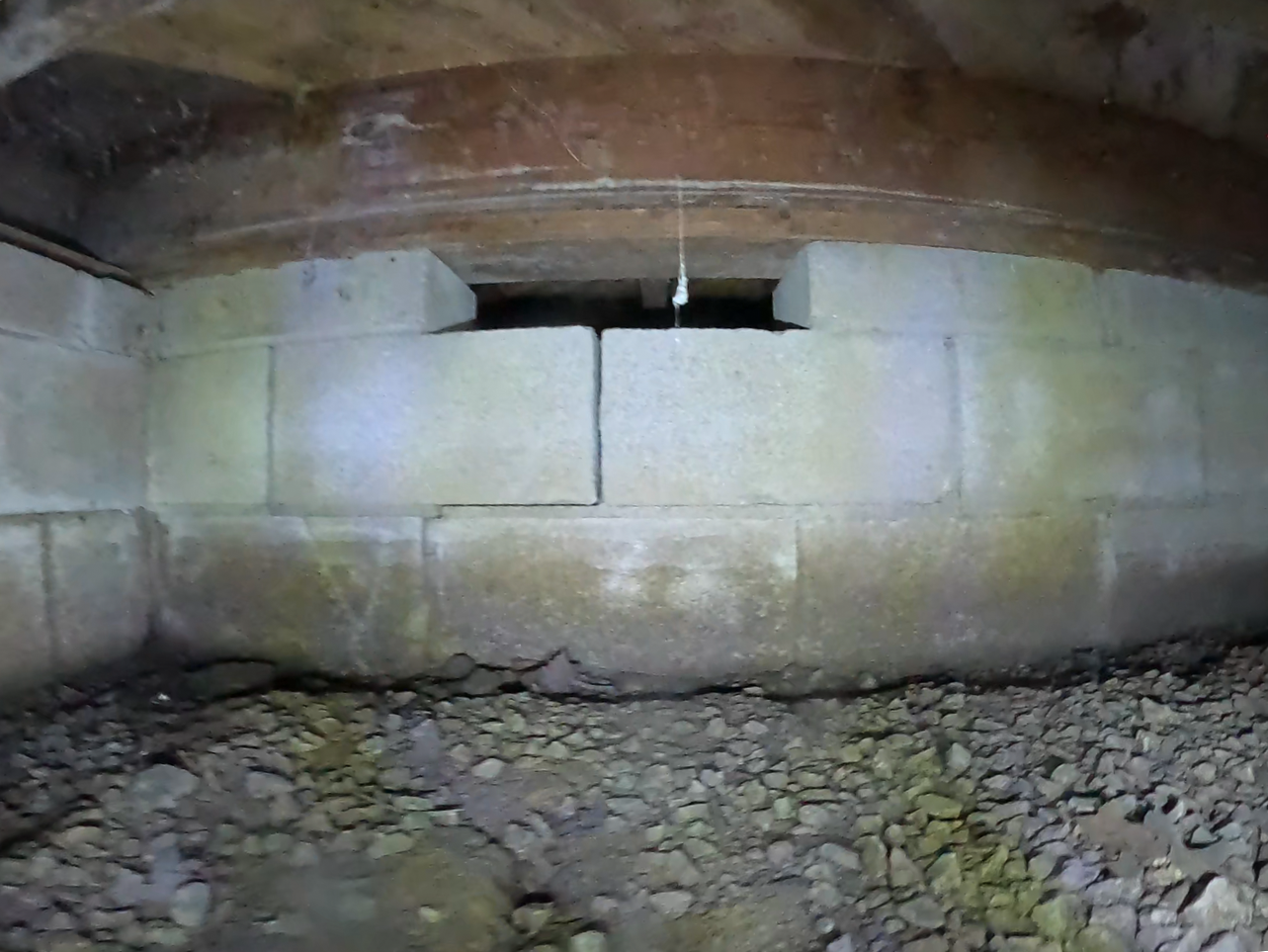 Foundation wall